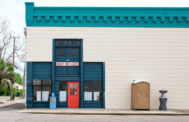 Best Portable bathroom rental  in Perry, FL